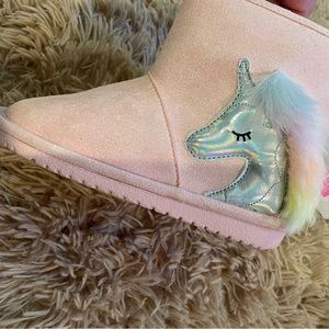 Childrens place girls sz 11 unicorn boots